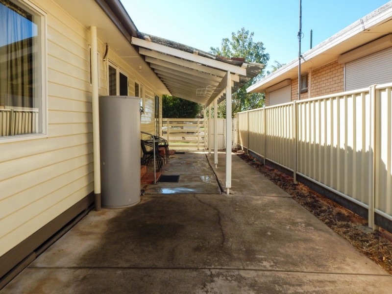 10 Lyall Avenue, Kerang VIC 3579