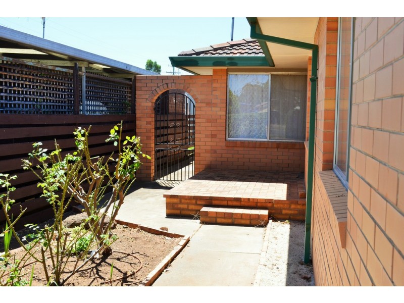 121 Cleeland Place, Kerang VIC 3579