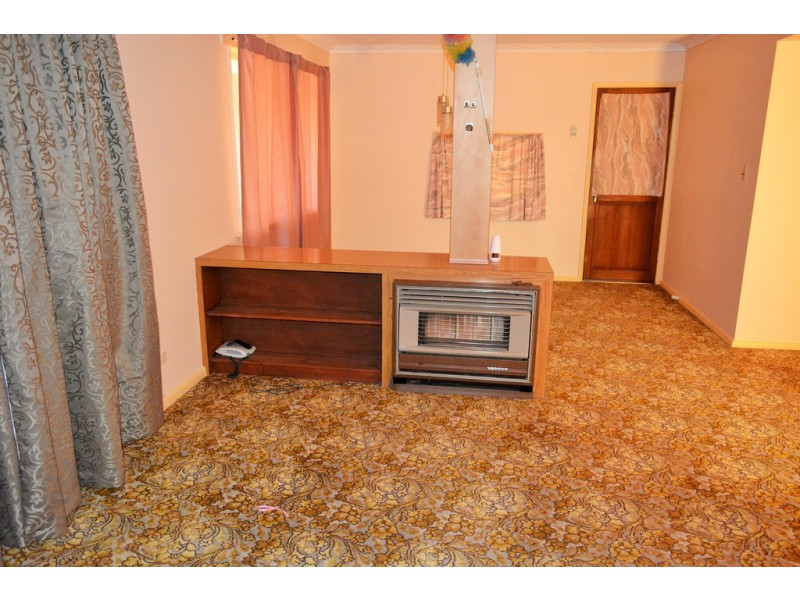 121 Cleeland Place, Kerang VIC 3579