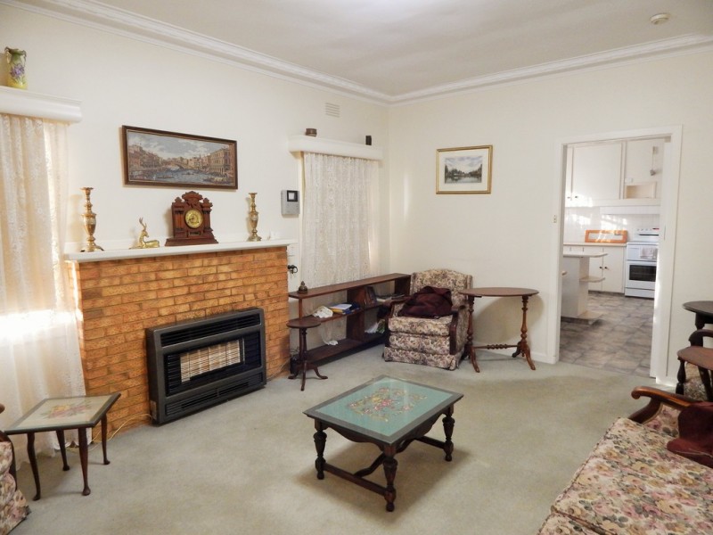 107 Victoria Street, Kerang VIC 3579