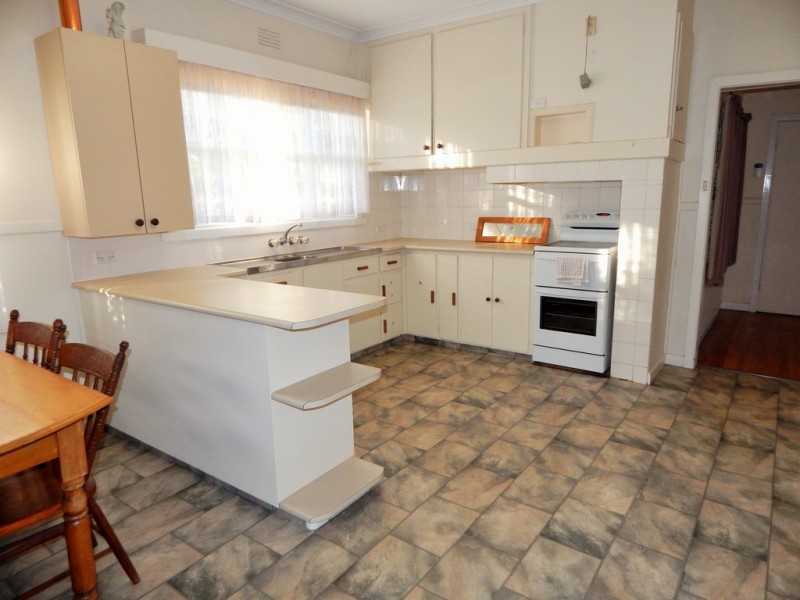 107 Victoria Street, Kerang VIC 3579