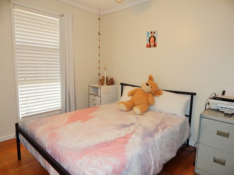 82 Lilac Avenue, Kerang VIC 3579