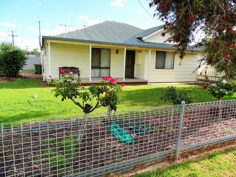 30 North Street, Kerang VIC 3579