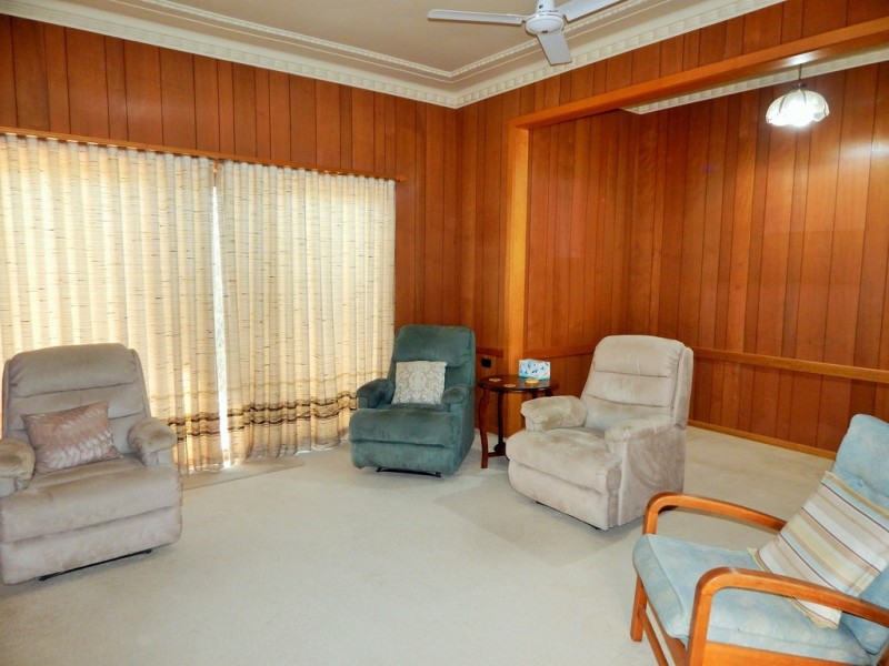 124 Victoria Street, Kerang VIC 3579