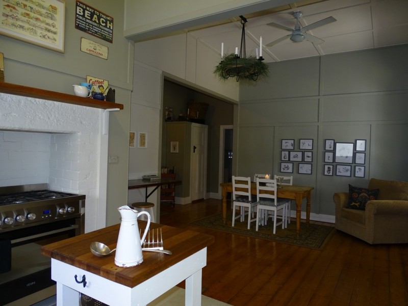 129 Victoria Street, Kerang VIC 3579