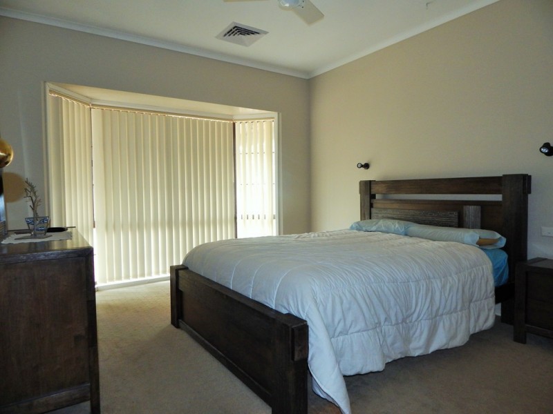 1 Shannon Road, Kerang VIC 3579