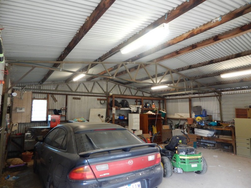 1 Shannon Road, Kerang VIC 3579