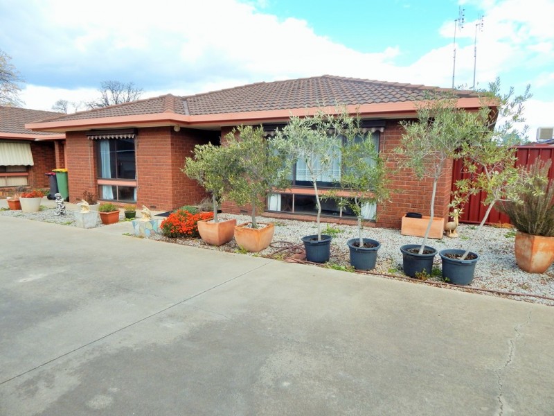 2/43 Niemur Street, Barham NSW 2732