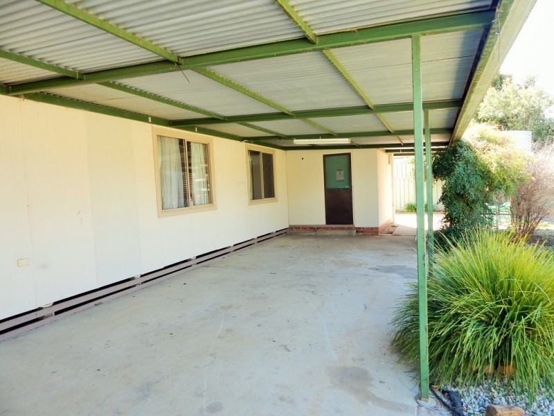 5 Hall Street, Kerang VIC 3579