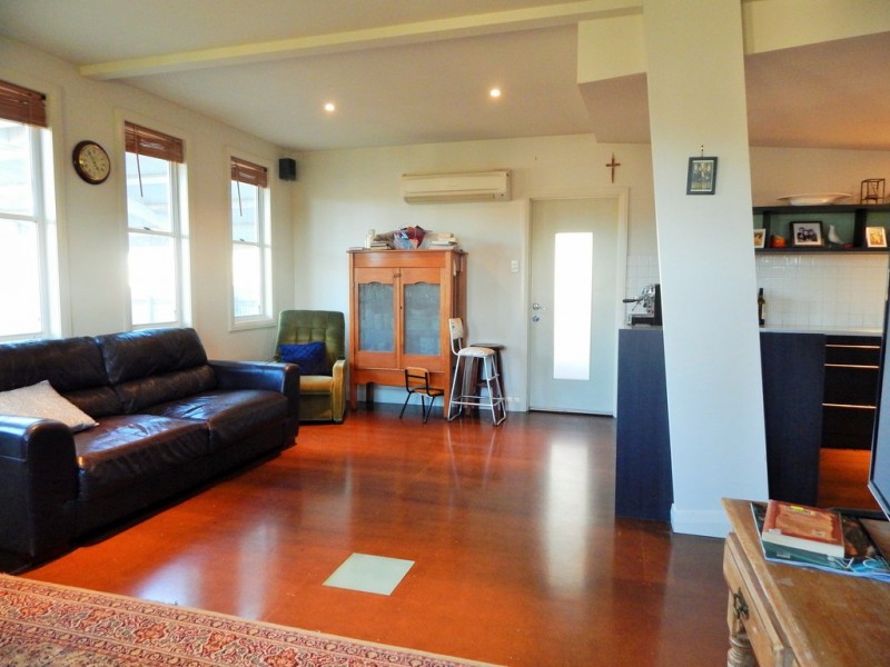 135 Victoria Street, Kerang VIC 3579