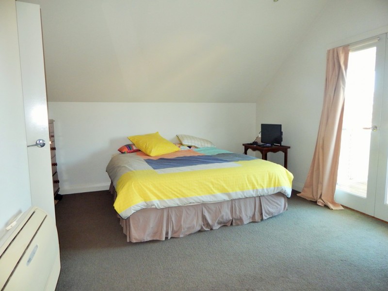 135 Victoria Street, Kerang VIC 3579