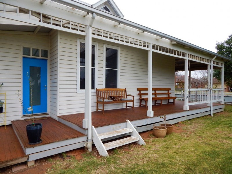 135 Victoria Street, Kerang VIC 3579