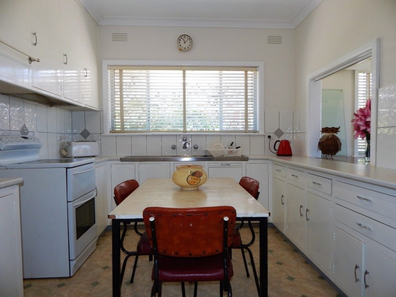 13 Andrew Street, Kerang VIC 3579