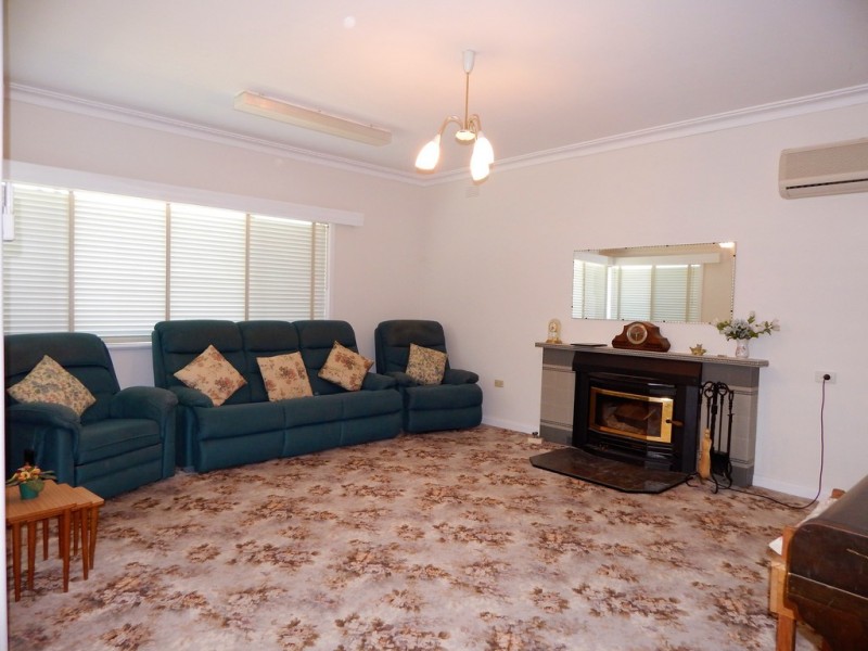 13 Andrew Street, Kerang VIC 3579