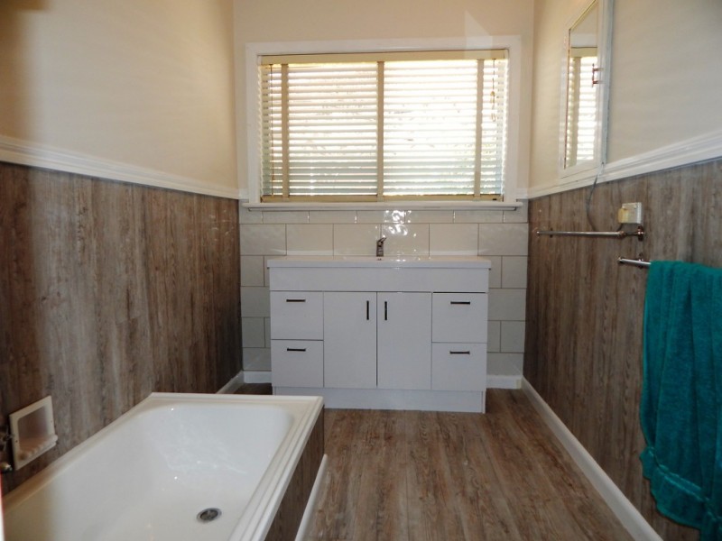 13 Andrew Street, Kerang VIC 3579