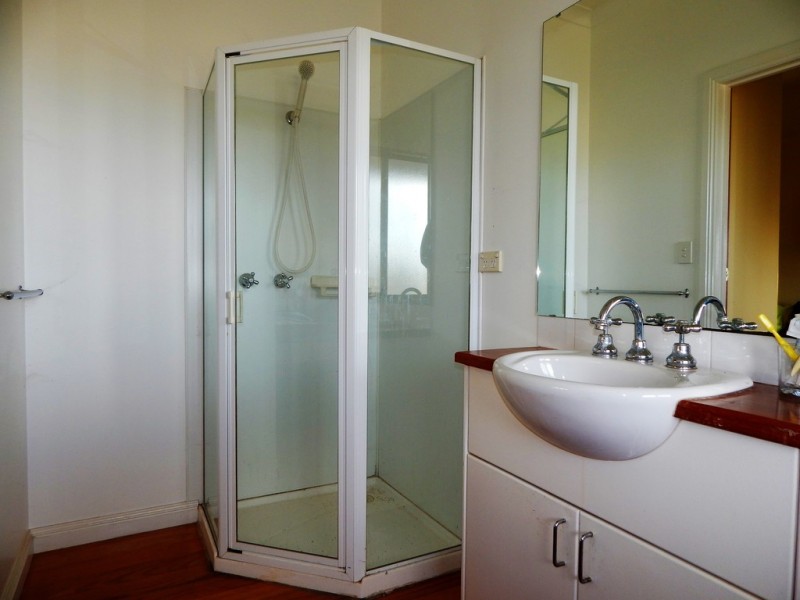 14 Collins Road, Kerang VIC 3579