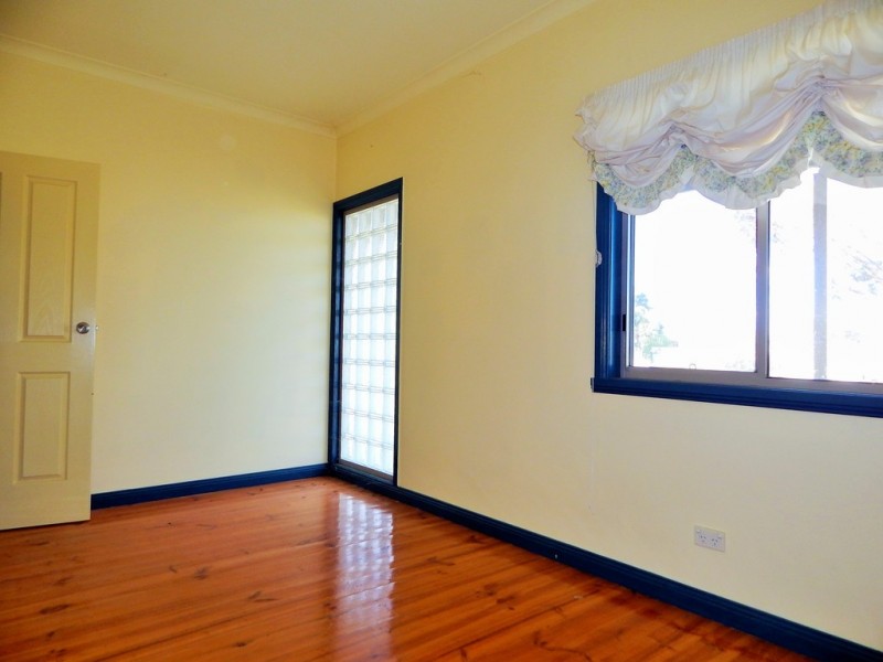 14 Collins Road, Kerang VIC 3579