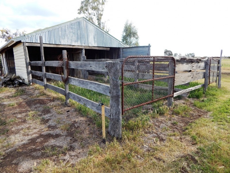 14 Collins Road, Kerang VIC 3579