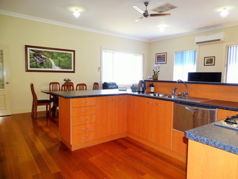 69 Shadforth Street, Kerang VIC 3579