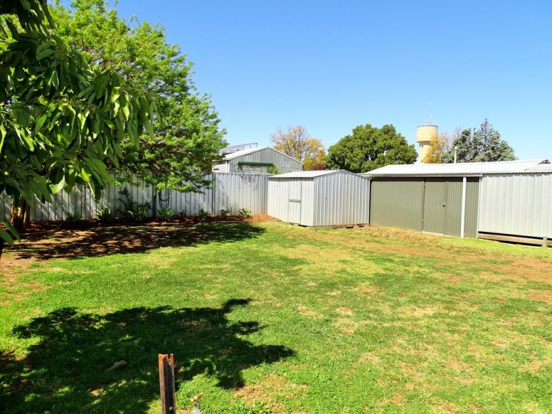 69 Shadforth Street, Kerang VIC 3579