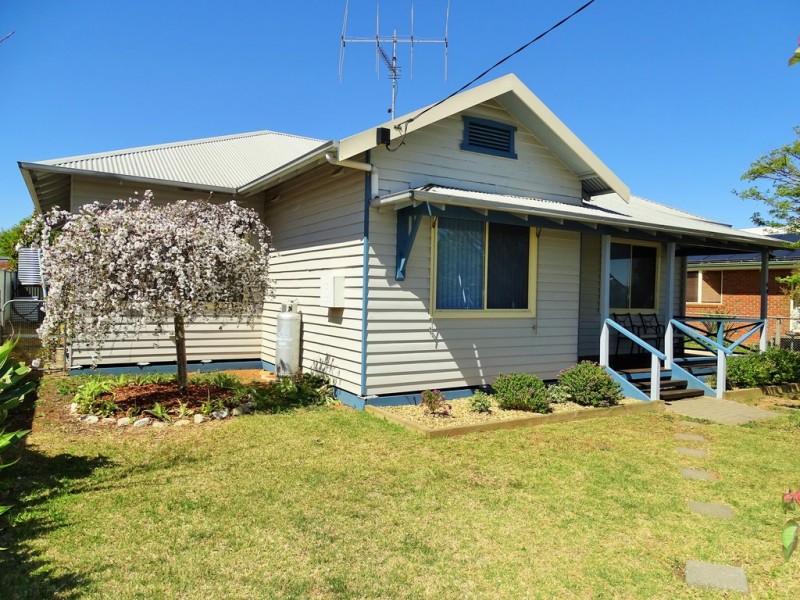 69 Shadforth Street, Kerang VIC 3579