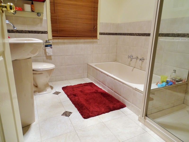 2 Vaughan Street, Kerang VIC 3579