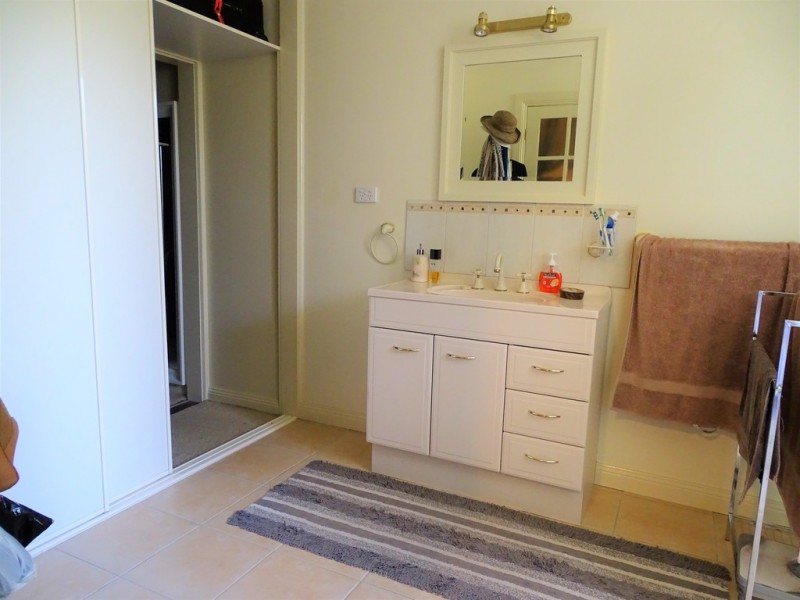 2 Vaughan Street, Kerang VIC 3579