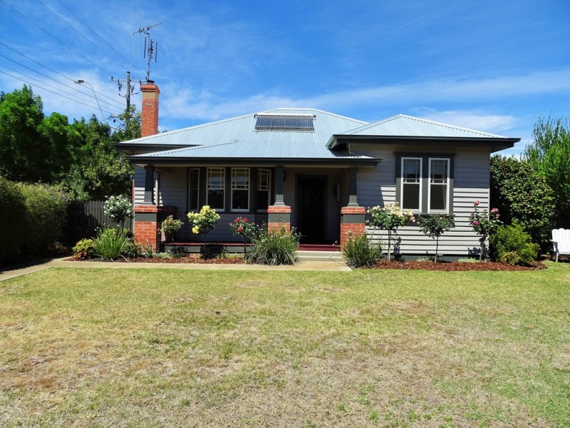 2 Vaughan Street, Kerang VIC 3579