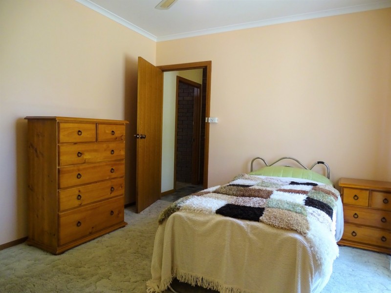 39 Bendigo Road, Kerang VIC 3579