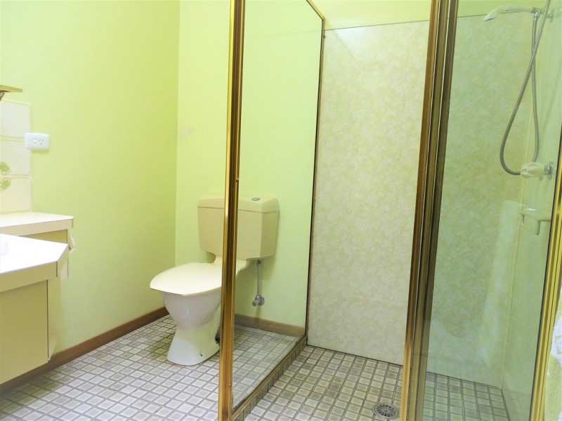 39 Bendigo Road, Kerang VIC 3579