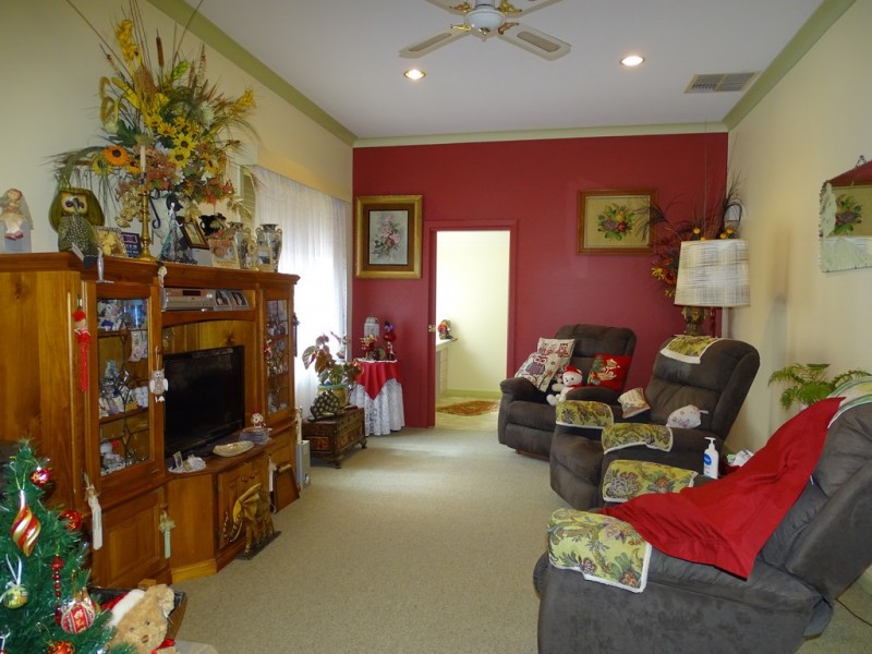 211 Westblade Avenue, Kerang VIC 3579