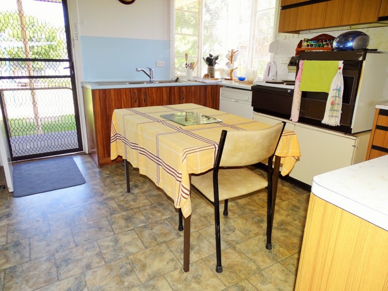 147 Victoria Street, Kerang VIC 3579