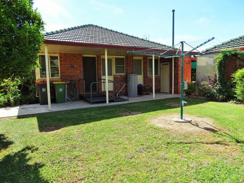 147 Victoria Street, Kerang VIC 3579