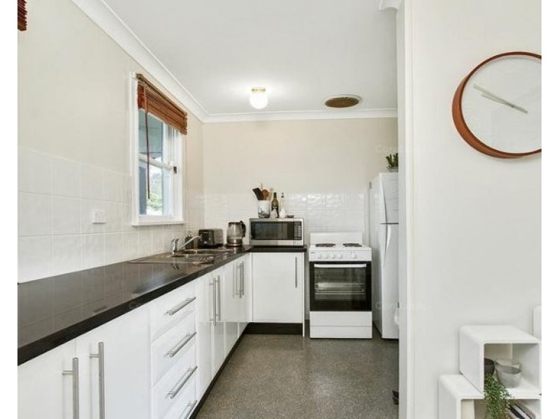 8 Sloper Ave, Richmond NSW 2753