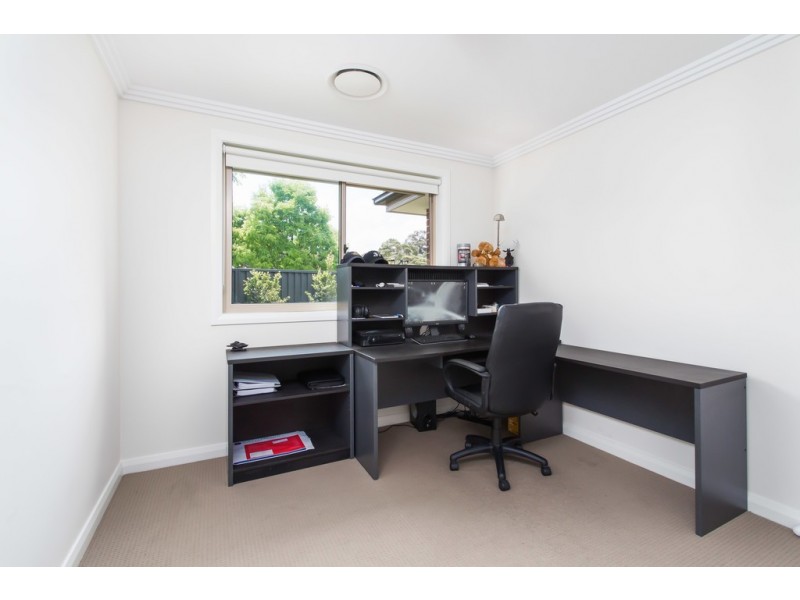 2/9 William Street, Richmond NSW 2753