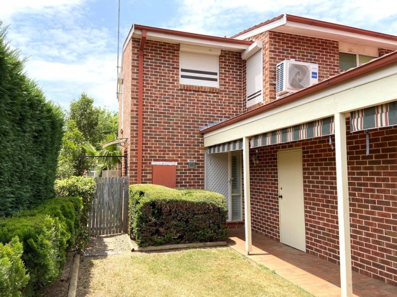 111 John Tebbutt Place, Richmond NSW 2753