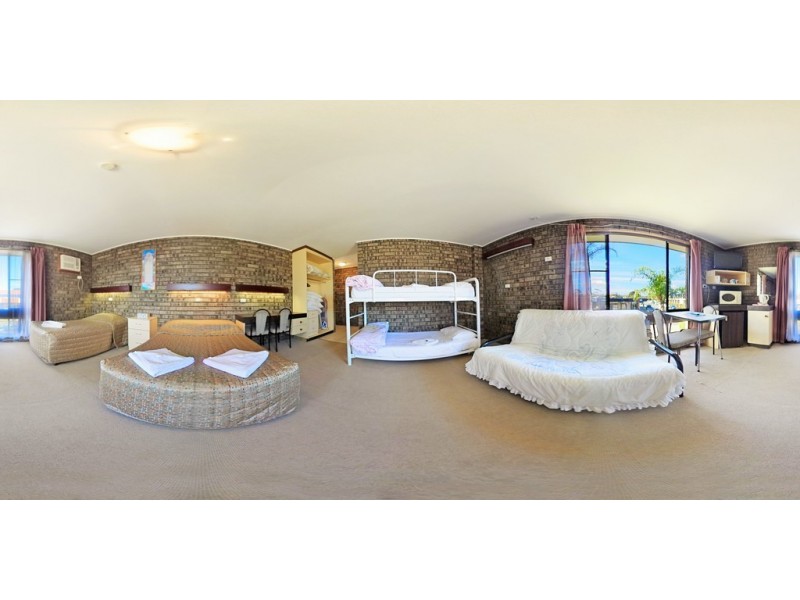 190 Jacobs Drive, Sussex Inlet NSW 2540