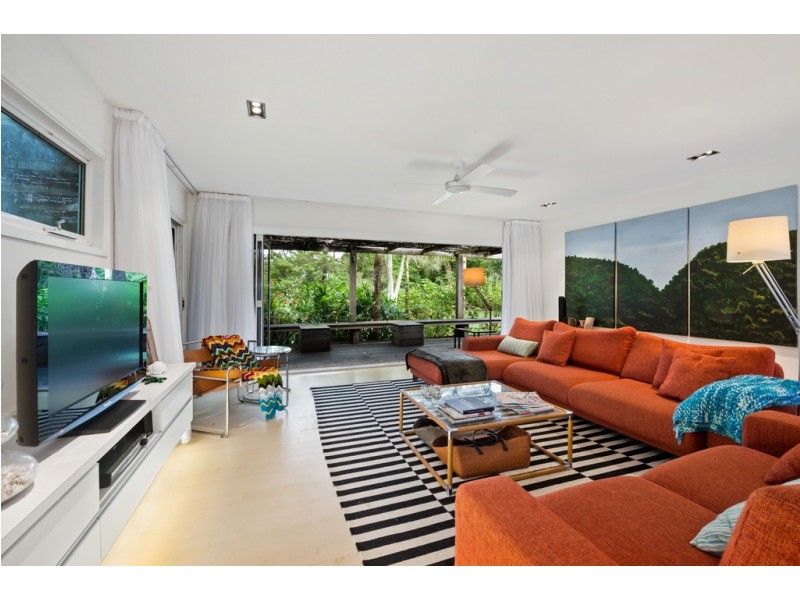 2 Lake Drive, Swanhaven NSW 2540