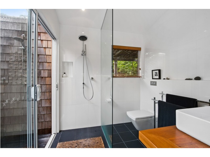 2 Lake Drive, Swanhaven NSW 2540