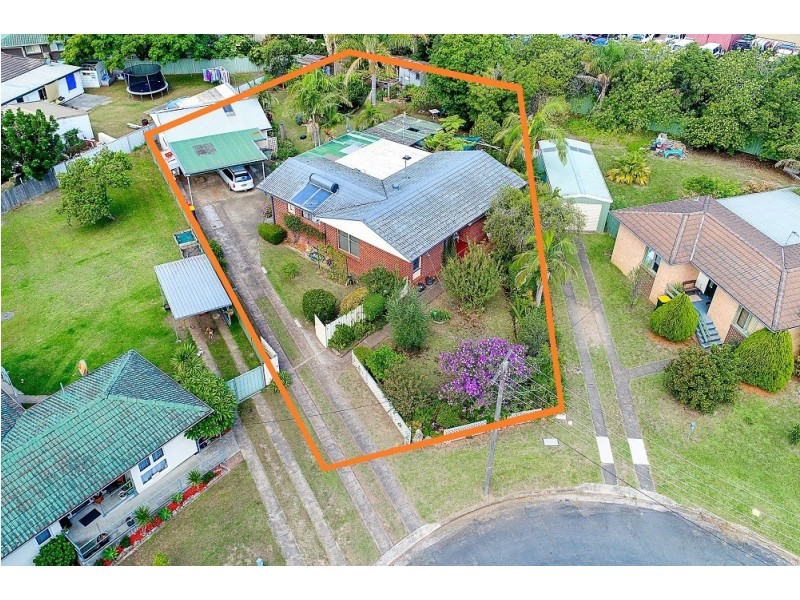 7 Rodney Place, Bomaderry NSW 2541