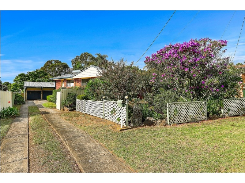 7 Rodney Place, Bomaderry NSW 2541