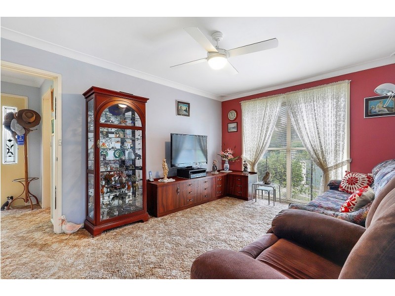 7 Rodney Place, Bomaderry NSW 2541