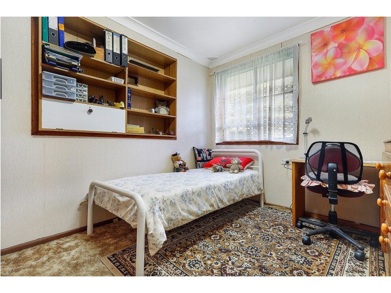 7 Rodney Place, Bomaderry NSW 2541