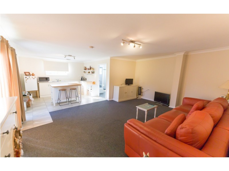 30D Oakbanks Place, Worrigee NSW 2540