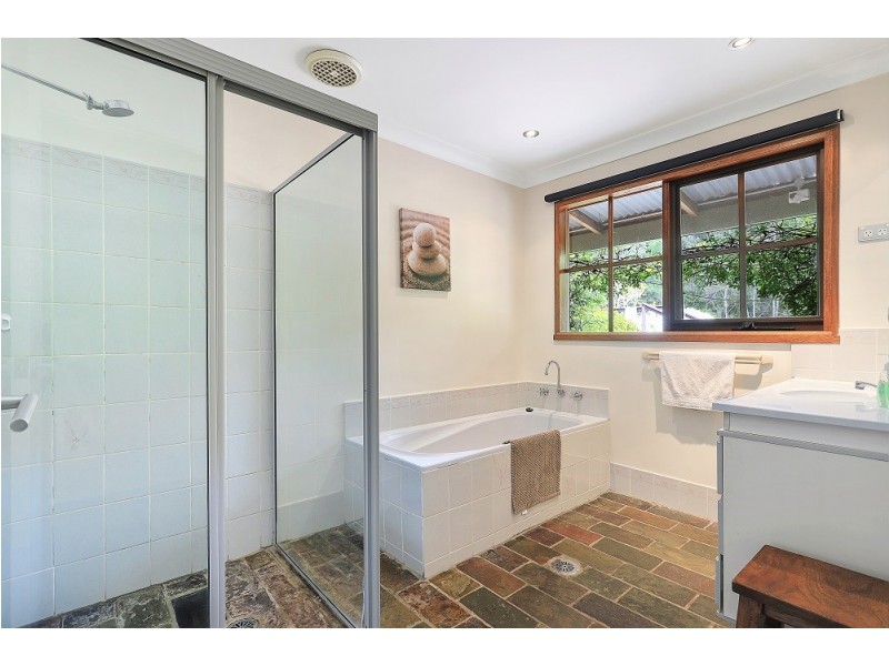 26 Jenanter Drive, Kangaroo Valley NSW 2577