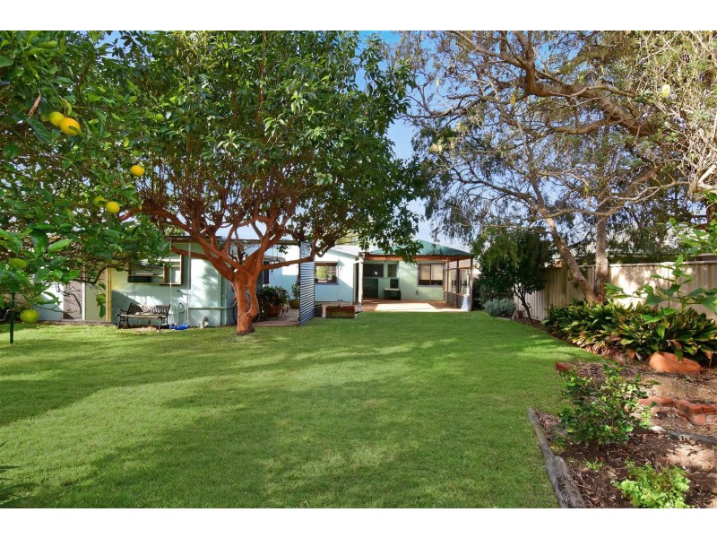 11 Aspinall Street, Shoalhaven Heads NSW 2535