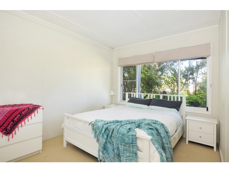 5 Woolstencraft Street, Shoalhaven Heads NSW 2535