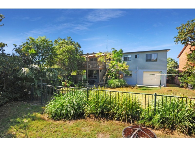 5 Woolstencraft Street, Shoalhaven Heads NSW 2535