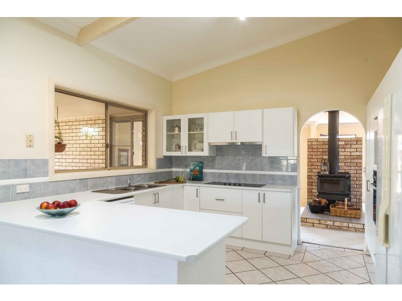 20 Amundsen Avenue, Shoalhaven Heads NSW 2535