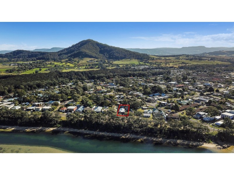 37 River Road, Shoalhaven Heads NSW 2535